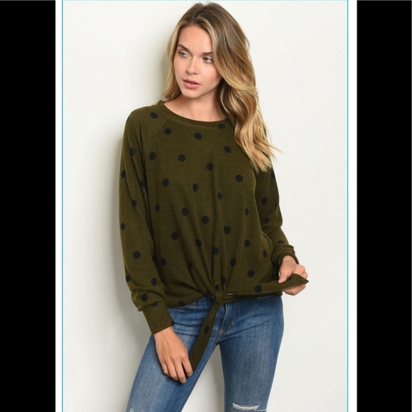 1 left❤️soft olive polka dot top - Picture 2 of 4